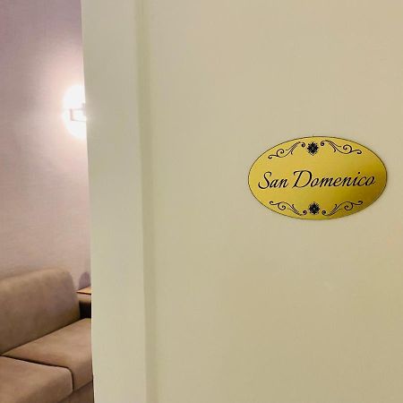 Around Toledo Hotel Napoli Bagian luar foto