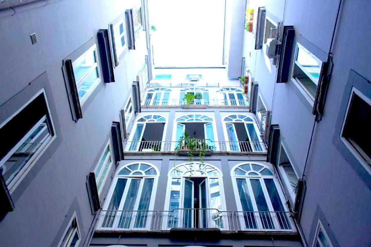Around Toledo Hotel Napoli Bagian luar foto