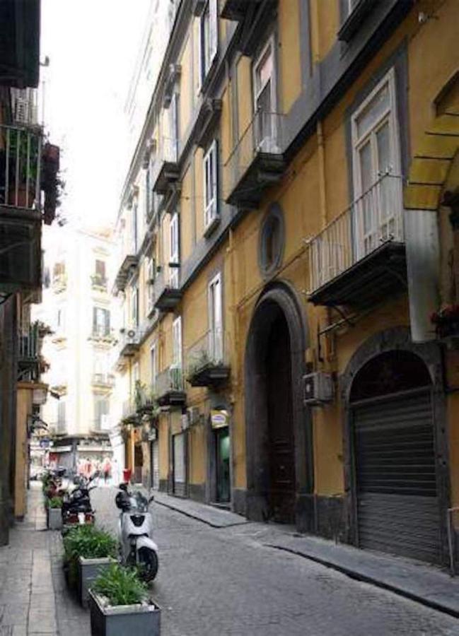 Around Toledo Hotel Napoli Bagian luar foto